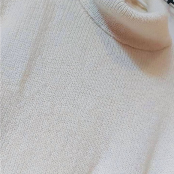 Abercrombie & Fitch knitted turtle neck😍 - Picture 3 of 4